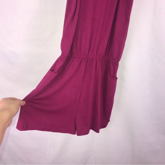 Merokeet Sleeveless Romper   - Picture 5 of 5